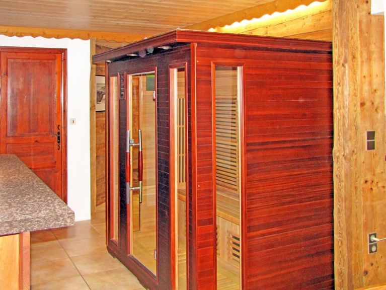 Chalet Grand Massif with infrared sauna