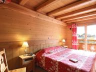 Chalet Le Loup Lodge with private pool and sauna-10