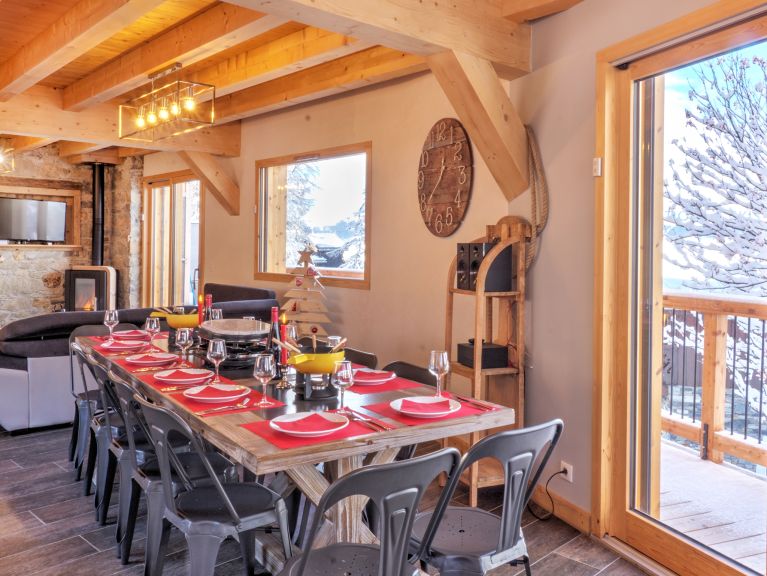 Chalet Paradise Star with sauna and outside whirlpool