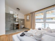 Chalet Am Kreischberg with private sauna-21