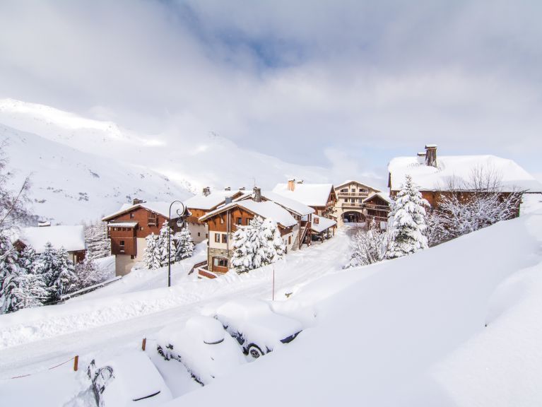 Chalet-apartment Montagnettes Hameau de la Sapinière with sauna