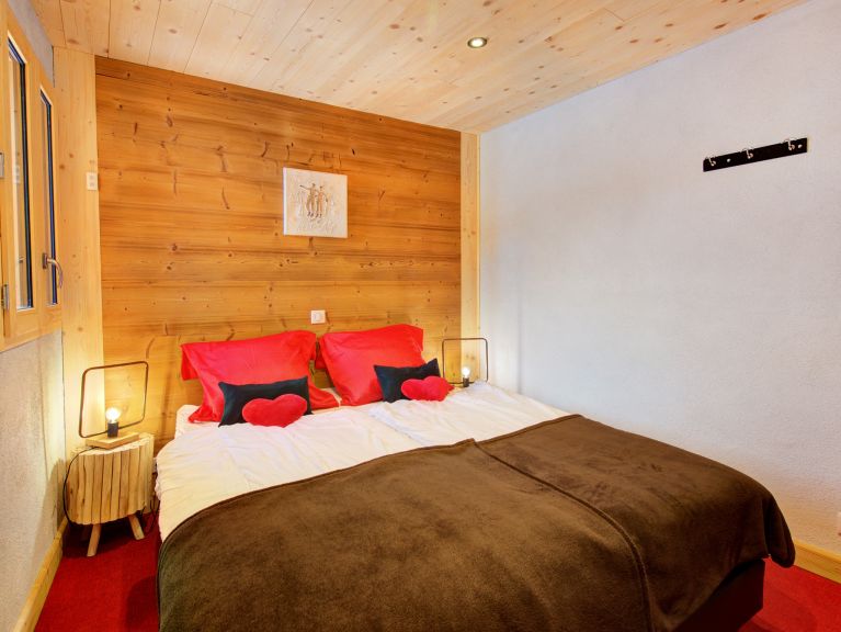 Chalet Paradise Star with sauna and outside whirlpool