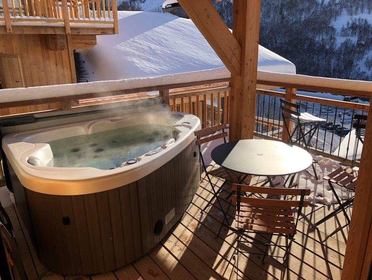 Chalet Caseblanche Aigle with wood stove, sauna and whirlpool