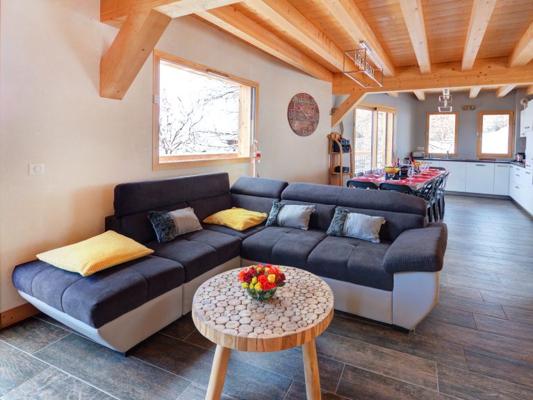 Chalet Paradise Star with sauna and outside whirlpool
