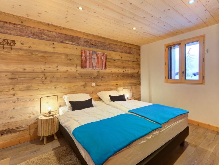 Chalet Ski Dream with sauna and outdoor whirlpool