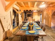 Chalet Ski Dream with sauna and outdoor whirlpool-7