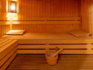 Chalet Le Chazalet including catering, sauna and outdoor whirlpool-3