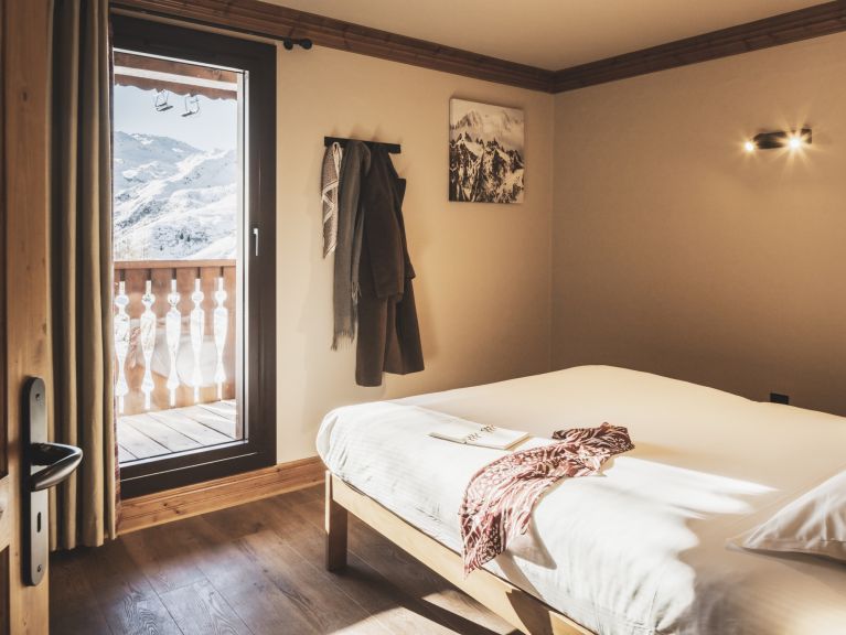 Chalet-apartment Montagnettes Hameau de la Sapinière with cabin