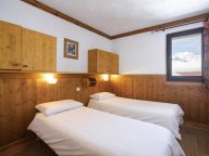 Chalet-apartment des Neiges Hermine with sauna-8