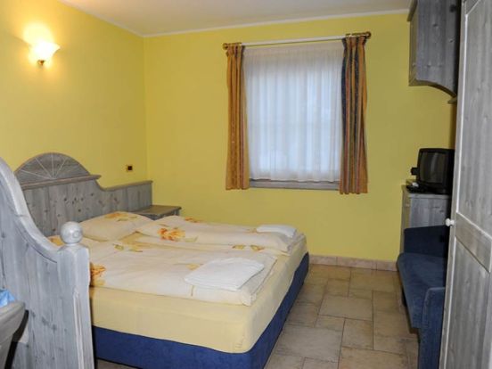 Chalet-apartment Le Cascate-3