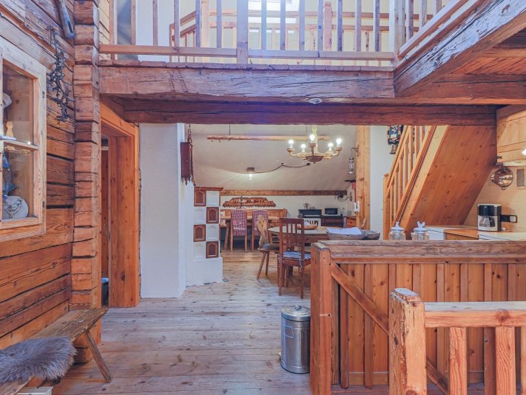 Chalet-apartment Hauserbauer