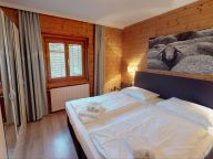 Chalet Edelweiss am See Whole building, incl. collective kitchen and dining room-48