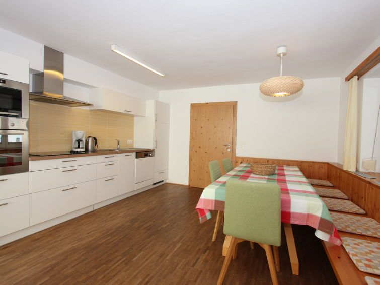 Apartment Gerda max. 8 adults + 2 children