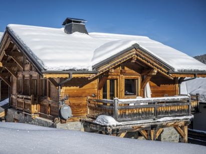 Chalet du Cocoon Pierra Menta 1 with sauna and shared outdoor hot tub-1