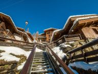 Chalet Whistler with private sauna and outside whirlpool-19