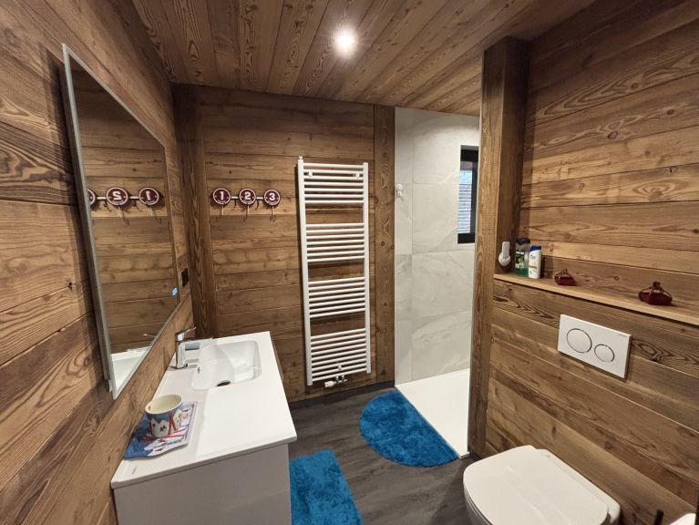 Chalet-apartment la Vora Alpin