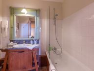 Apartment Arc 1950 Le Village acces to indoor pool-10