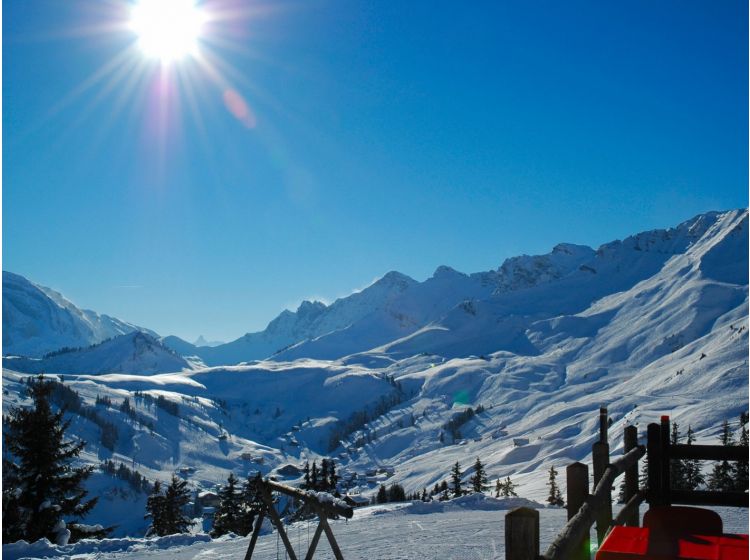 Ski village Small winter-sport village, surrounded by ski lifts-1