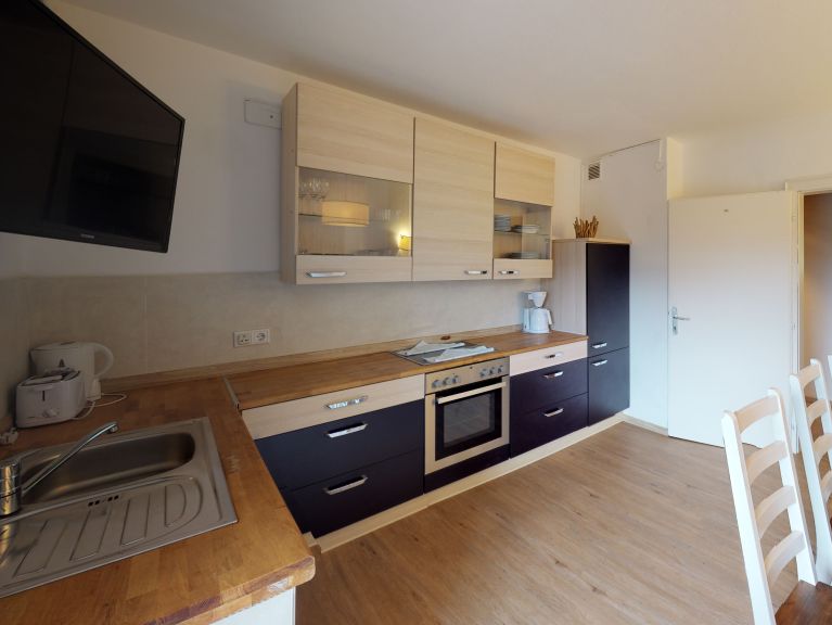 Chalet Edelweiss am See Whole building, incl. collective kitchen and dining room