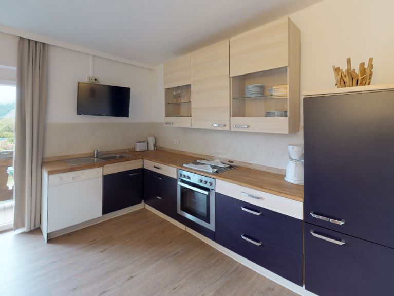 Chalet Edelweiss am See Whole building, incl. collective kitchen and dining room