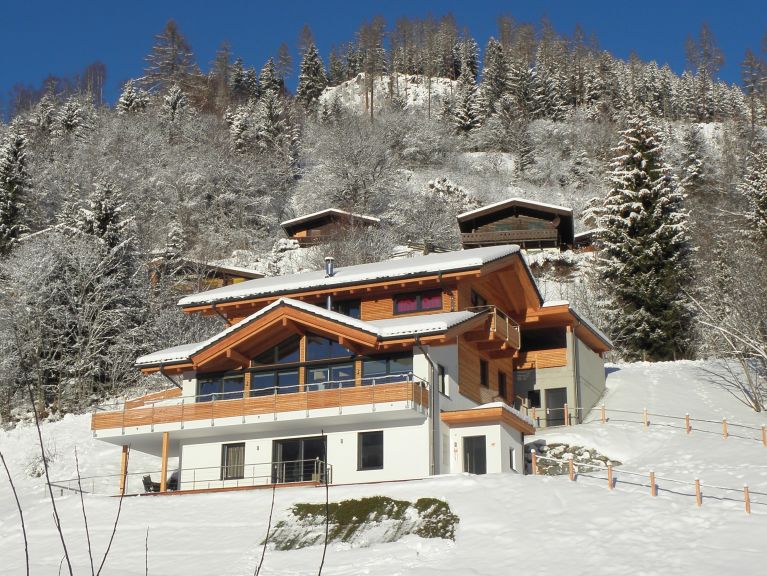 Chalet-apartment Alpenchalet am Wildkogel Smaragd with wellness-area