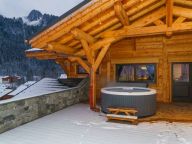 Chalet Emilie with outside whirlpool-32