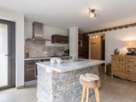 Apartment La Belette with outside-whirlpool-7