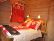 Chalet le Mas des Neiges with whirlpool and hammam-17