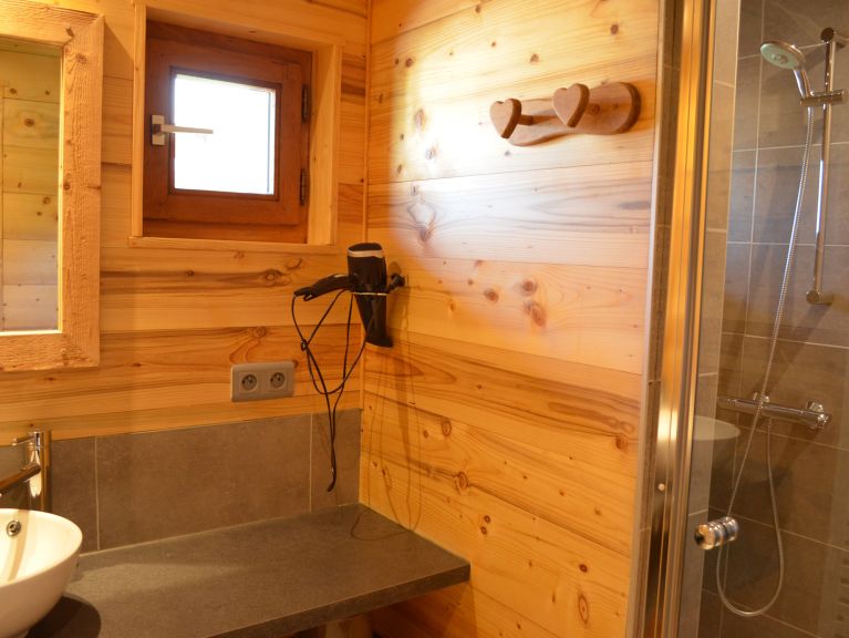 Chalet-apartment Pivottes