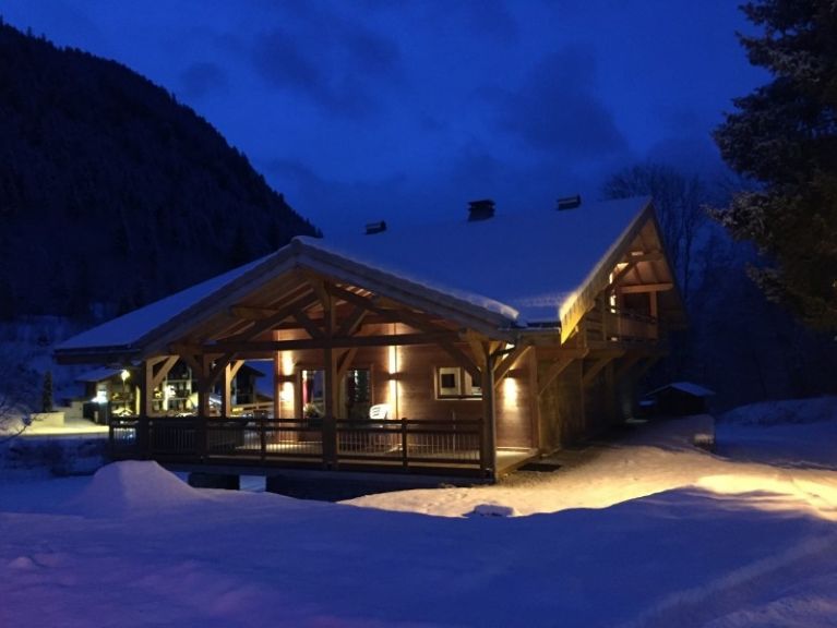 Chalet Haute Cime with outdoor whirlpool and sauna