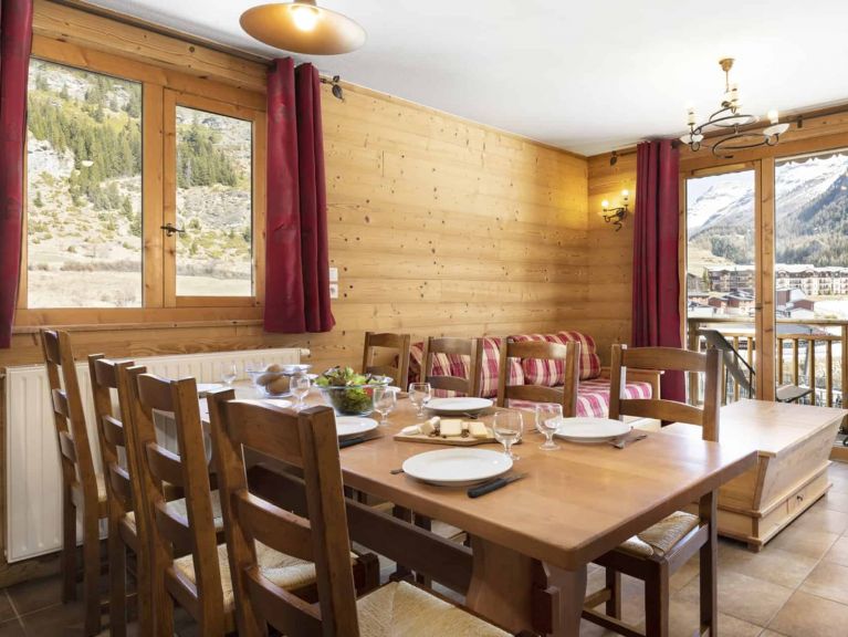 Chalet-apartment Les Balcons de Val Cenis Village with cabin