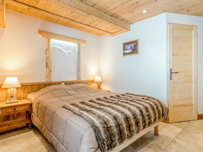 Chalet Le Pré Rene, with sauna and outdoor whirlpool