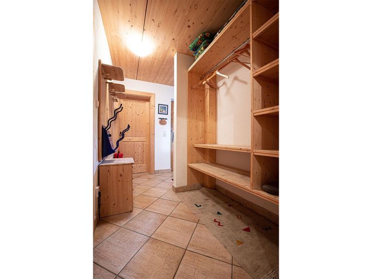 Chalet-apartment Bergfrieden 4-room