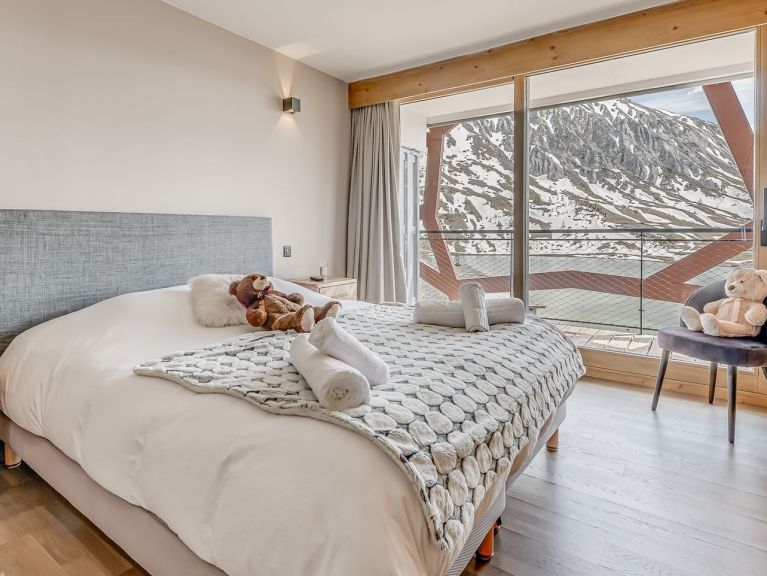 Apartment Phoenix Winter is coming