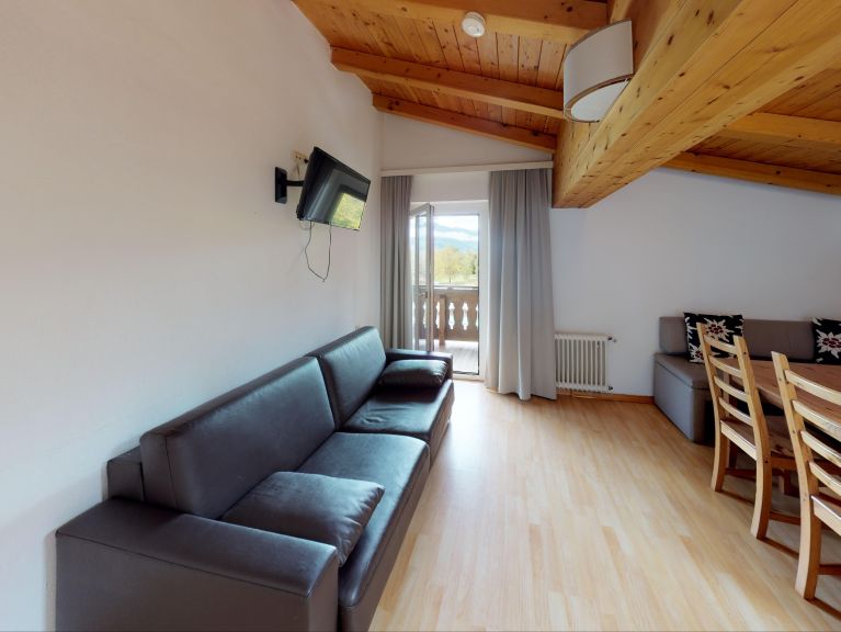 Chalet Edelweiss am See Whole building, incl. collective kitchen and dining room