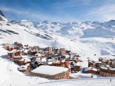 Les Menuires ski village