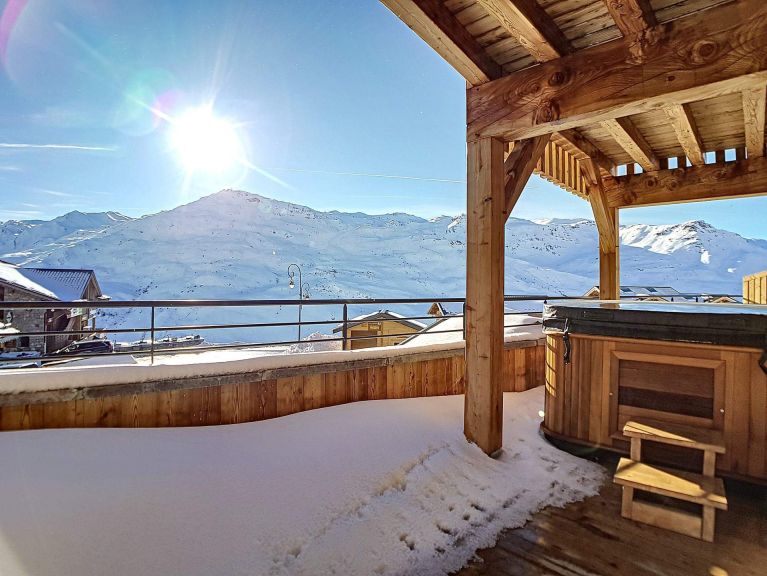 Chalet-apartment Chalet 2000 with outdoor whirlpool