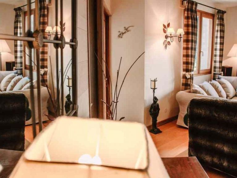 Chalet Saskia with sauna and outdoor whirlpool