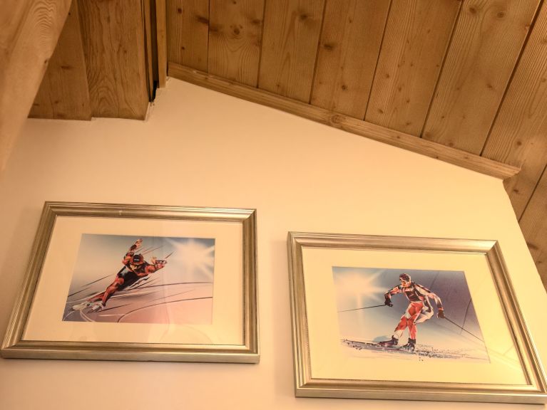 Chalet Le Hameau des Marmottes with family room and sauna