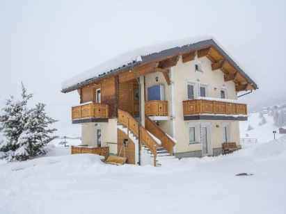 Chalet-apartment Legnoso Camoscio-1
