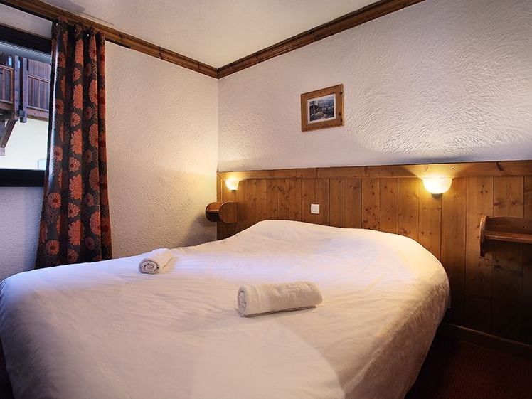 Chalet-apartment des Neiges Hermine with mezzanine