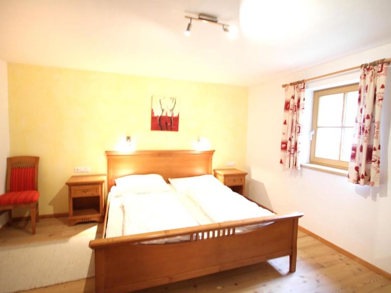 Chalet-apartment Lena WG 2 with sauna