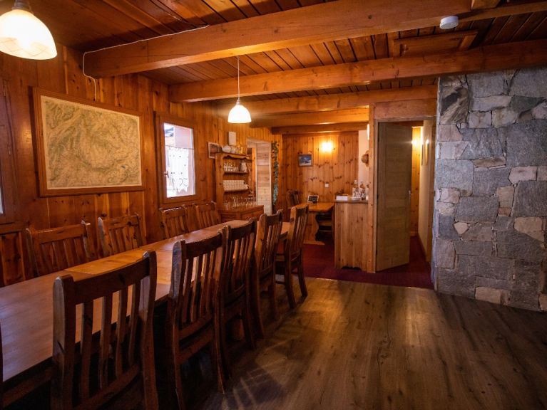 Chalet Anna catering included and whirlpool