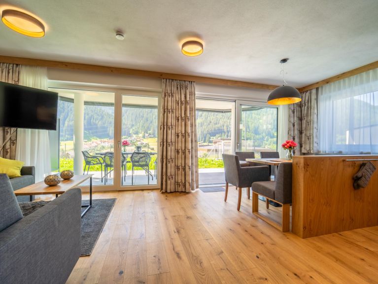 Chalet-apartment Pettneu Top 1