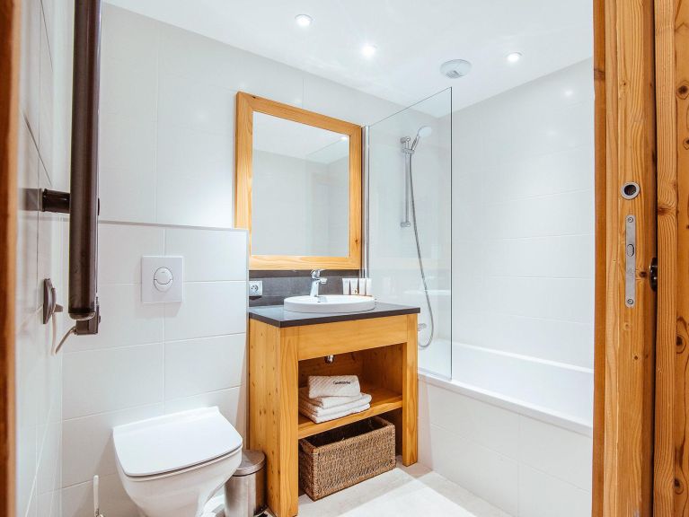 Chalet Caseblanche Eceel with wood stove
