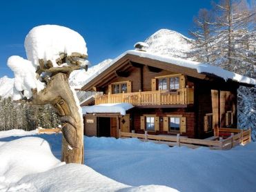 Ski holiday in March 2026