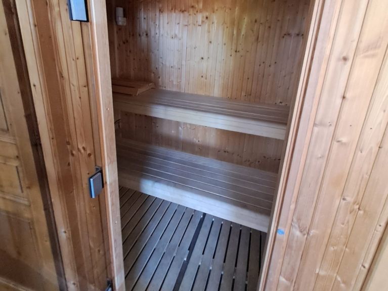 Chalet-apartment La Cime des Arcs with sauna
