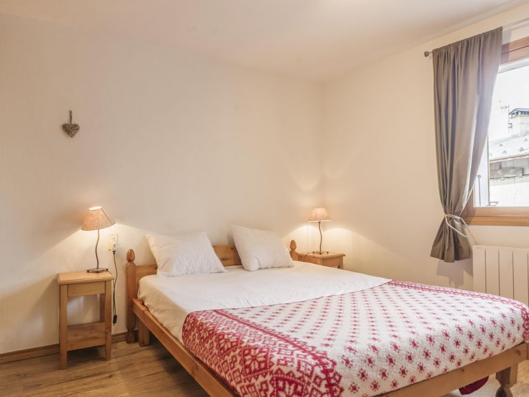 Chalet Balcons Acacia with infrared sauna