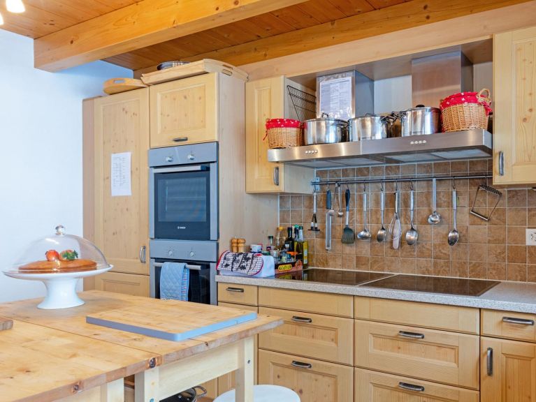 Chalet Charmille with sauna and outside-whirlpool