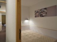 Apartment Themis-8